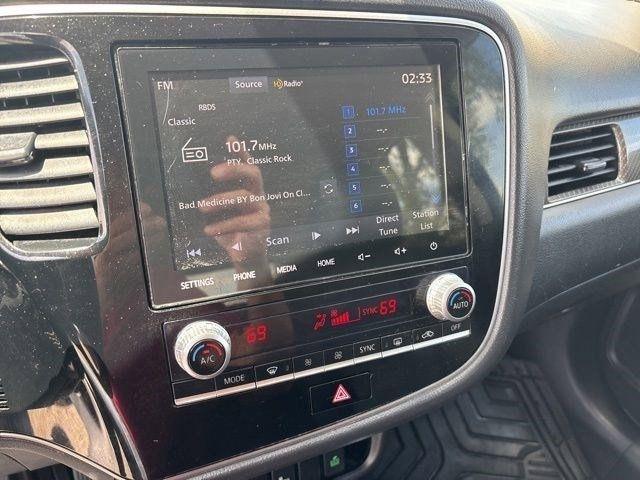 Mitsubishi Outlander SE 2WD 2020