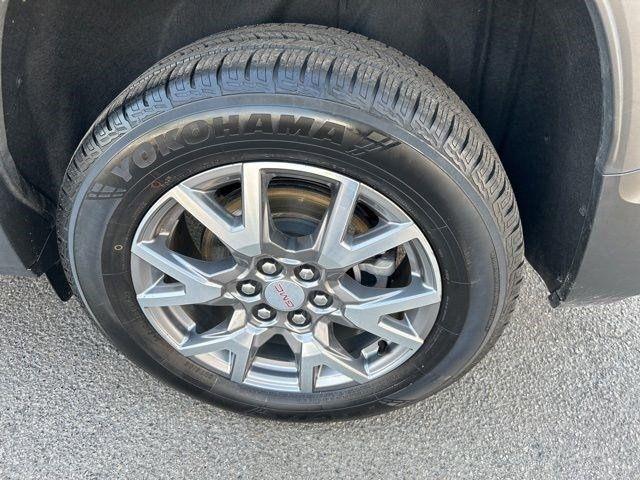 GMC Acadia SLT AWD 2022