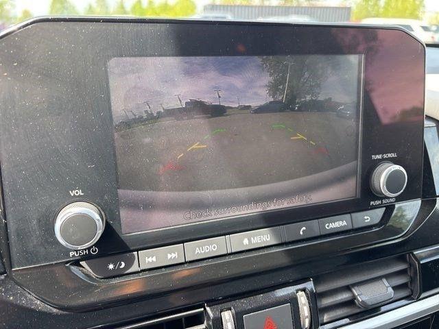 Nissan Pathfinder SV 4WD 2024
