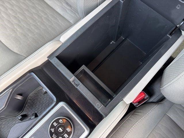 Nissan Pathfinder SV 4WD 2024