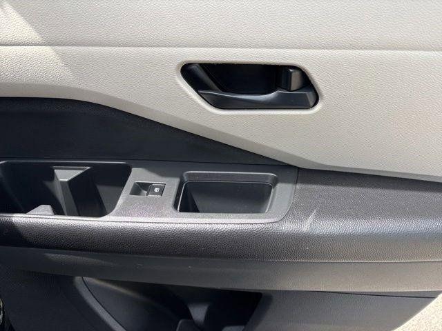 Nissan Pathfinder SV 4WD 2024