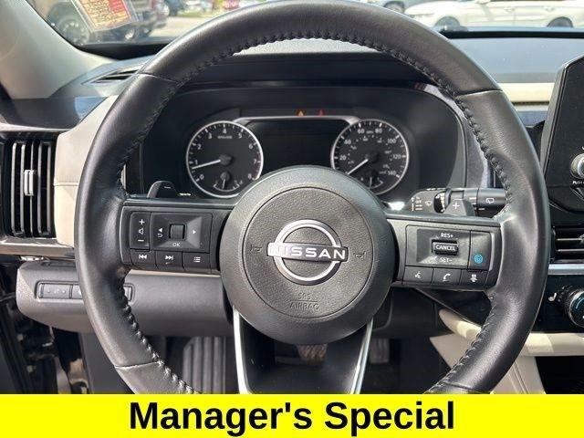 Nissan Pathfinder SV 4WD 2024