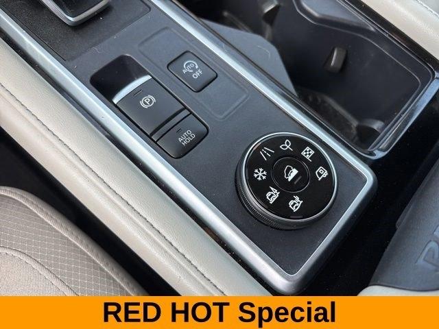 Nissan Pathfinder SV 4WD 2024