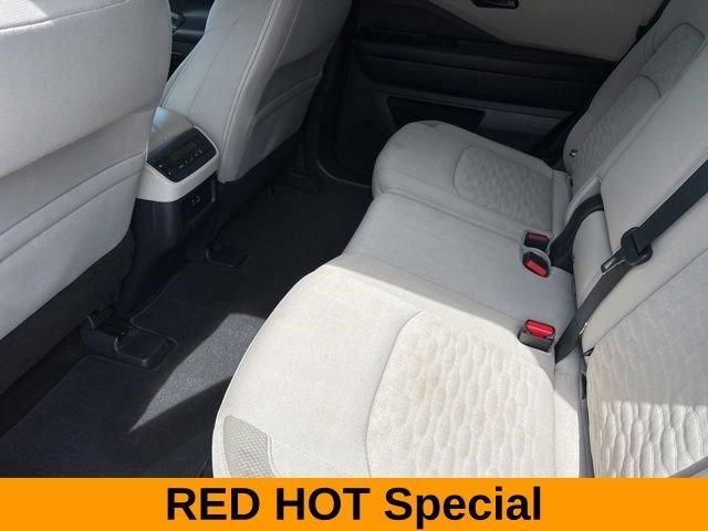 Nissan Pathfinder SV 4WD 2024