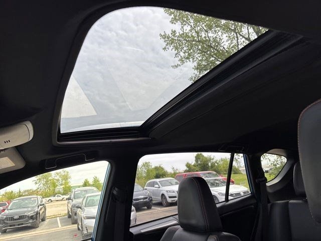 Toyota RAV4 SE 4WD 2016