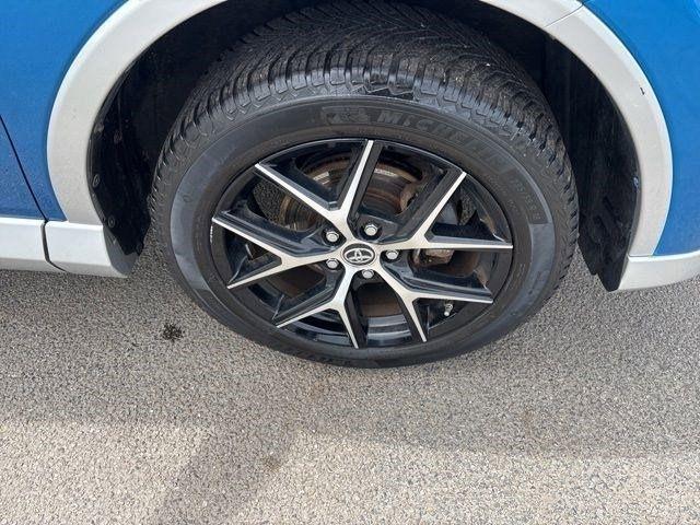 Toyota RAV4 SE 4WD 2016