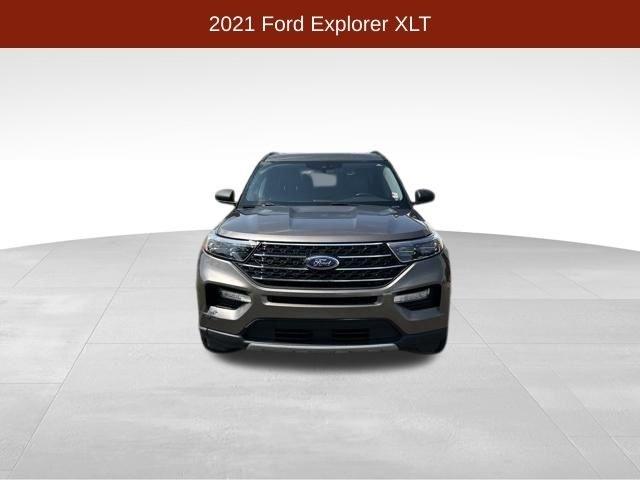 Ford Explorer XLT AWD 2021
