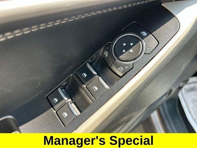 Ford Explorer XLT 4WD 2021