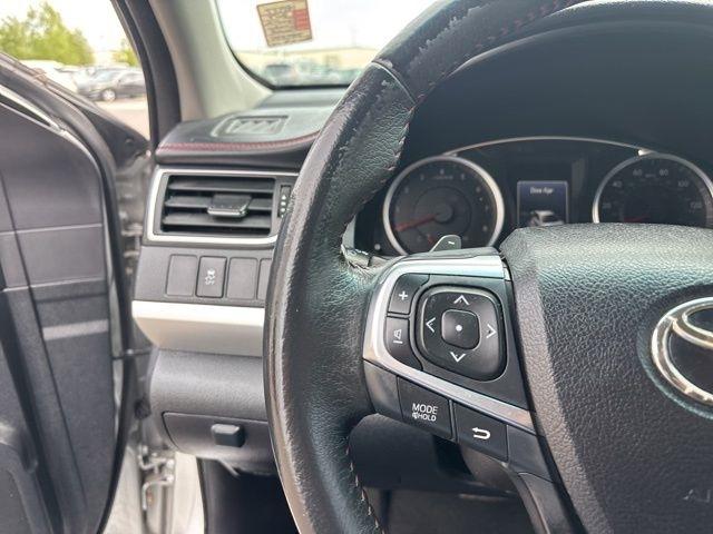 Toyota Camry SE 2017