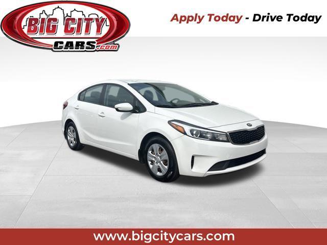 2017 Kia Forte LX 6A