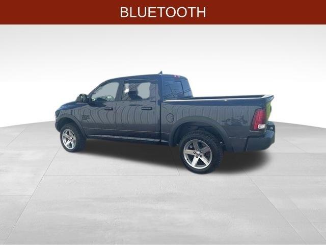 RAM 1500 Classic Tradesman Crew Cab SWB 4WD 2021