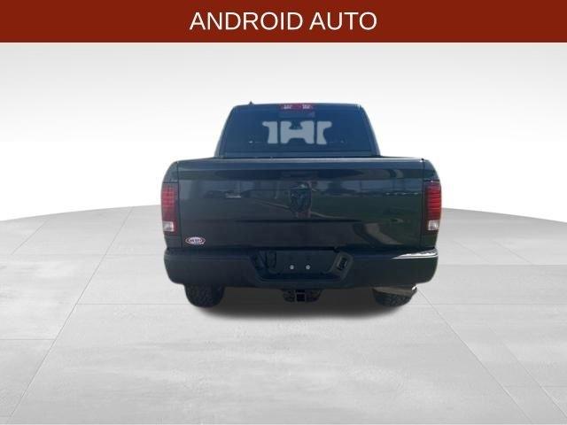 RAM 1500 Classic Tradesman Crew Cab SWB 4WD 2021