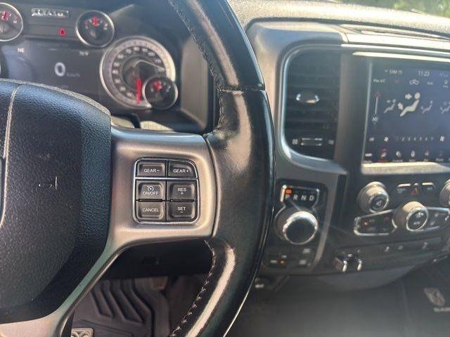 RAM 1500 Classic Tradesman Crew Cab SWB 4WD 2021