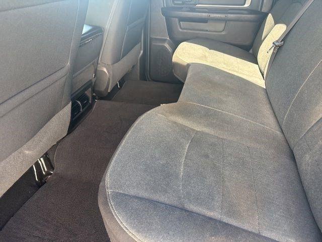 RAM 1500 Classic Tradesman Crew Cab SWB 4WD 2021