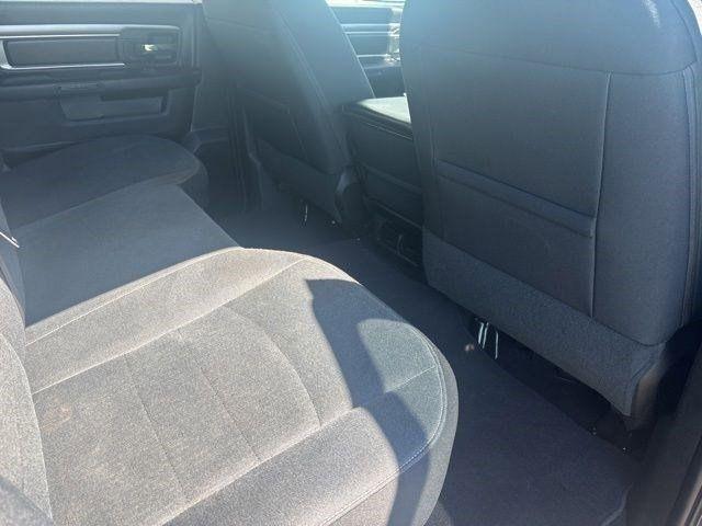 RAM 1500 Classic Tradesman Crew Cab SWB 4WD 2021