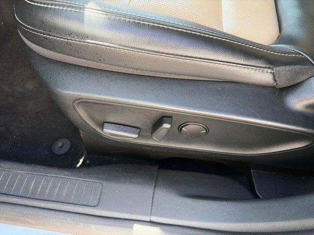 Ford Escape Titanium 4WD 2022