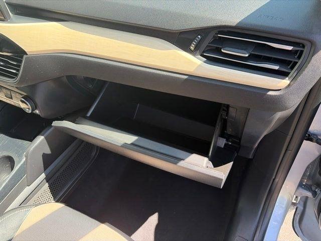 Ford Escape Titanium 4WD 2022