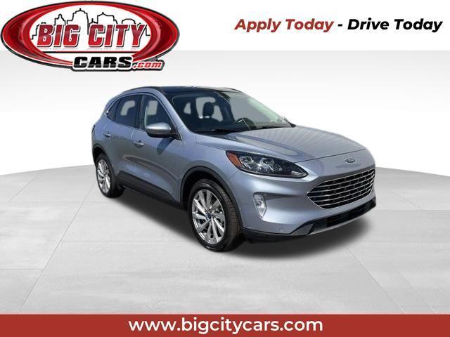 Ford Escape Titanium 4WD 2022