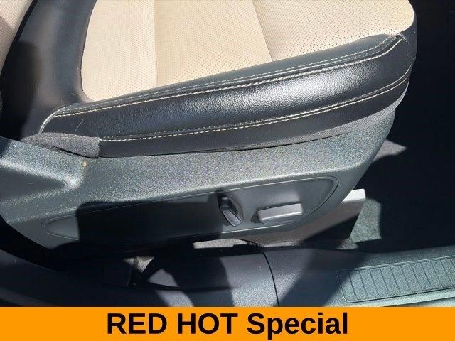 Ford Escape Titanium AWD 2022