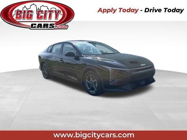 2025 Kia K4 LXS AT's photo