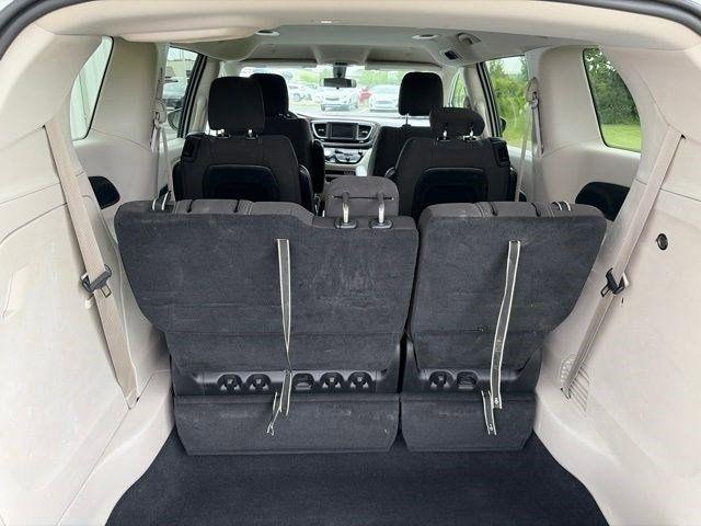 Chrysler Voyager LX 2022