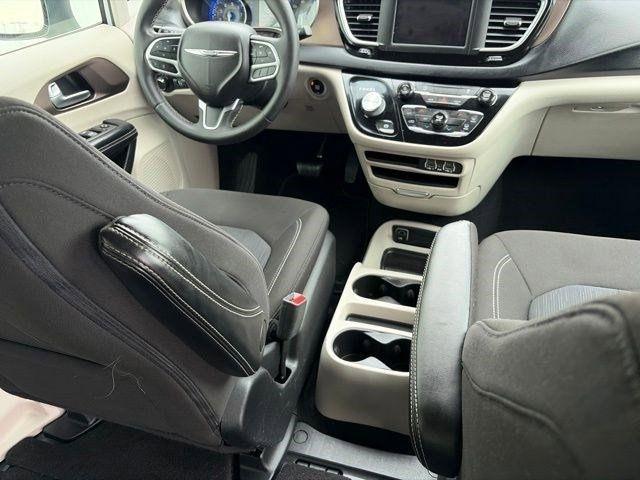 Chrysler Voyager LX 2022