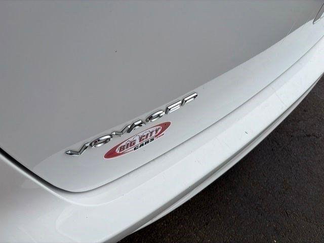 Chrysler Voyager LX 2022