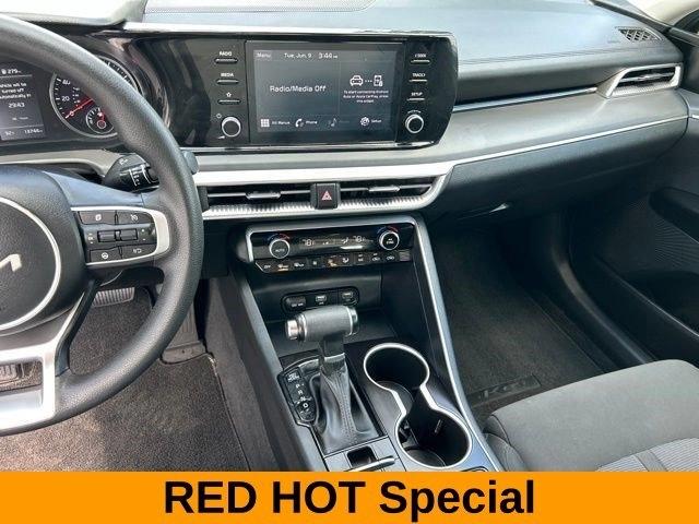 Kia K5 LXS 2024