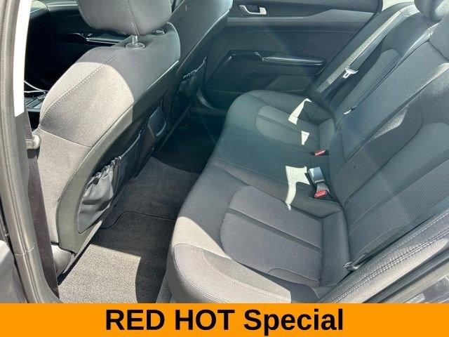 Kia K5 LXS 2024
