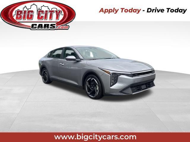2025 Kia K4 EX AT's photo