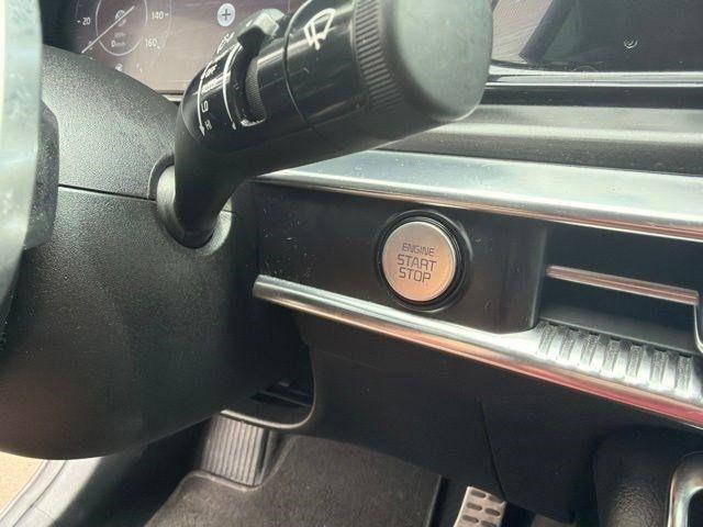 Kia K5 GT 2023