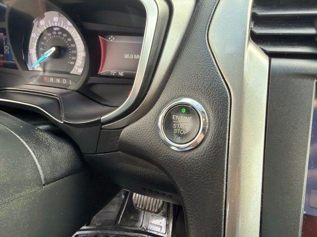 Ford Fusion SE 2019