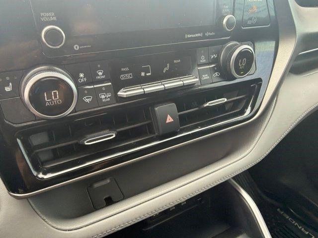 Toyota Highlander XLE Nav AWD V6 2020