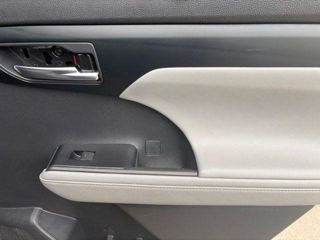 Toyota Highlander XLE Nav AWD V6 2020