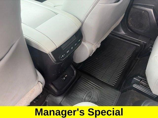 Toyota Highlander XLE Nav AWD V6 2020