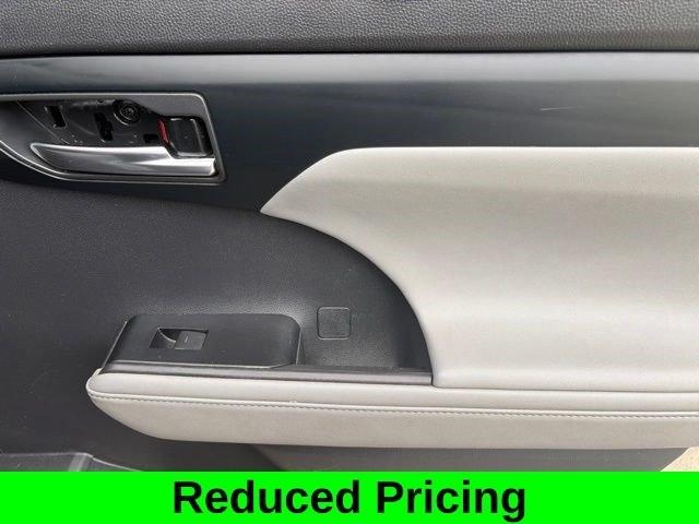 Toyota Highlander XLE Nav AWD V6 2020