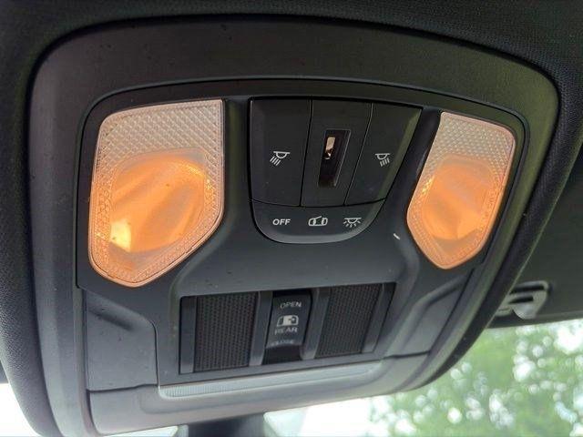 RAM 1500 Big Horn Quad Cab 4WD 2019