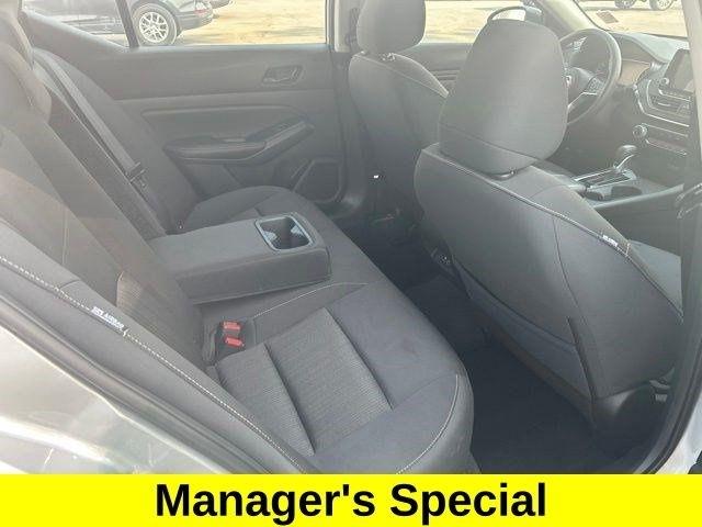 Nissan Altima 2.5 SV 2025