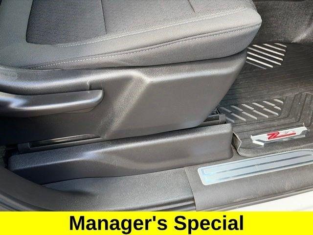 Chevrolet Silverado 1500 Limited LT Trail Boss Crew Cab 4WD 2022