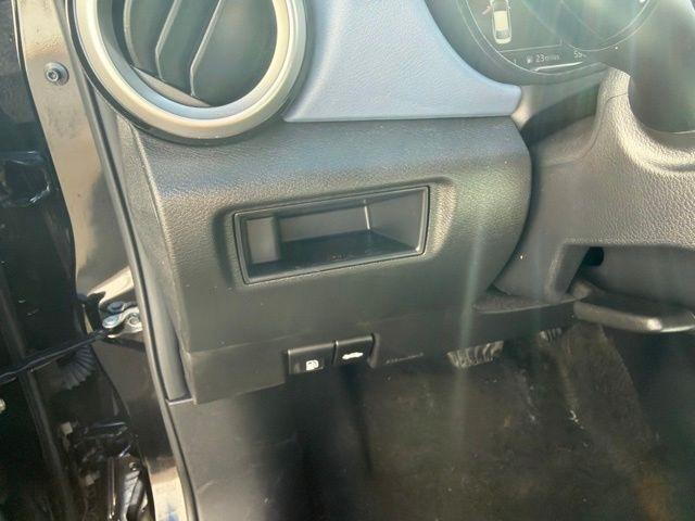 Nissan Versa SV 2023