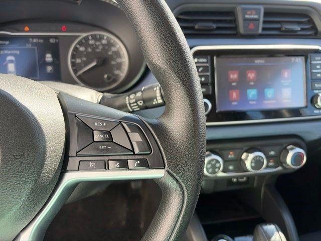 Nissan Versa SV 2023
