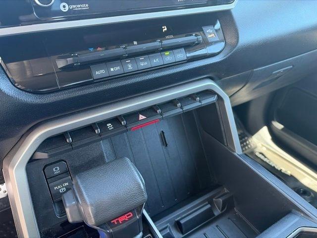Toyota Tundra SR5 CrewMax 4WD 2023