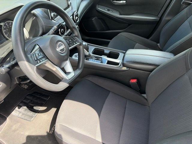 Nissan Sentra SV 2025