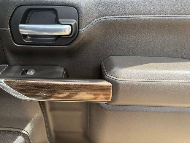 Chevrolet Silverado 1500 Limited RST Crew Cab 4WD 2022