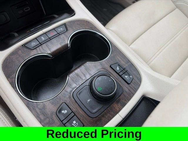 GMC Acadia Denali AWD 2021