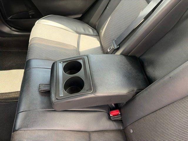 Toyota Corolla S Plus 6MT 2016
