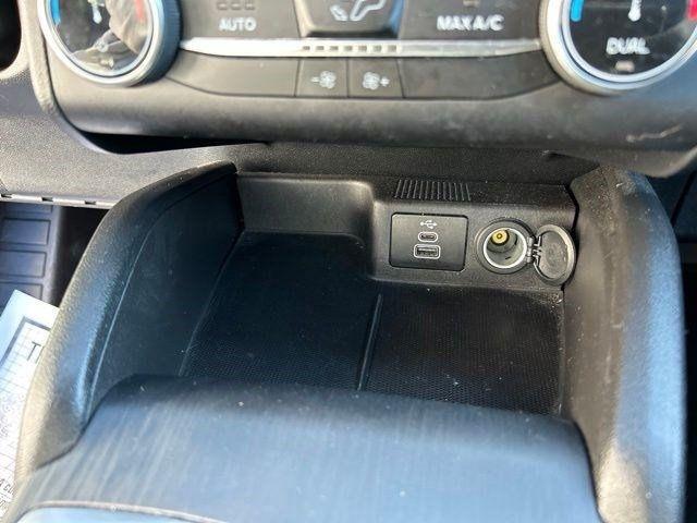 Ford Escape ST-Line AWD 2025