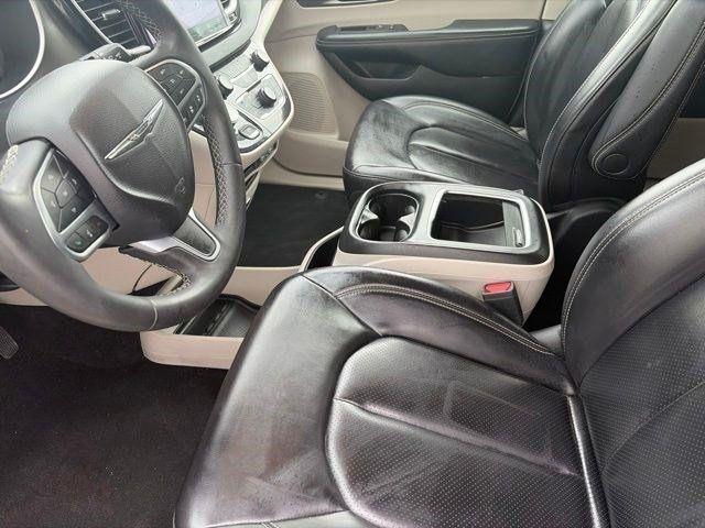 Chrysler Pacifica Touring L 2023