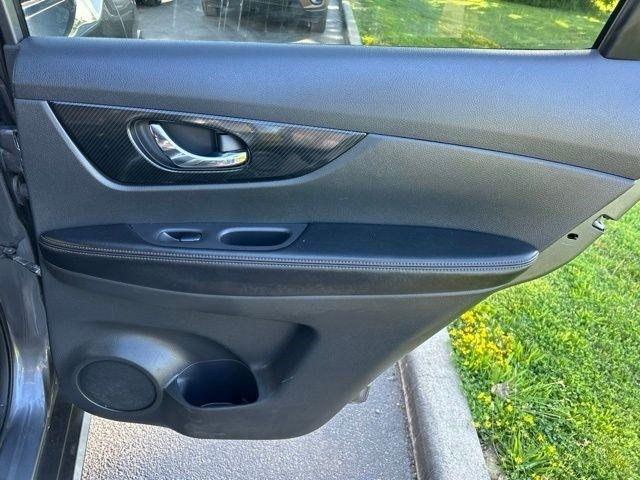 Nissan Rogue SV AWD 2018