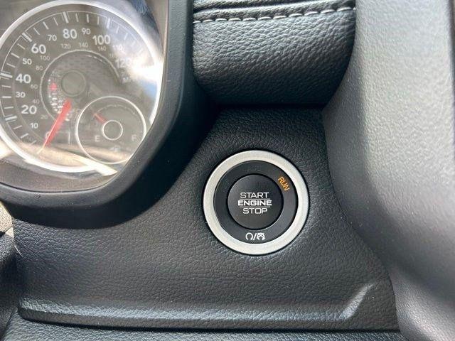 RAM 1500 Rebel Crew Cab SB 4WD 2019